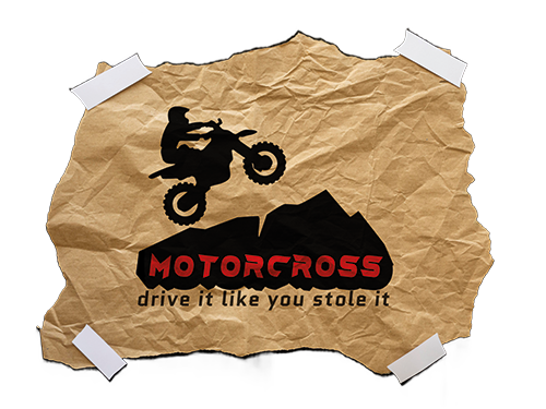Logo motorcross présenté sur un papier kraft froissé. Le logo représente la silhouette du motard bondissant au-dessus d'un parcours accidenté. Tous les éléments sont noirs à l'exception du lettrage motorcross en capitales rouges sur la base du pictogramme. Au-dessous du logo le slogan « drive it like you stole it »